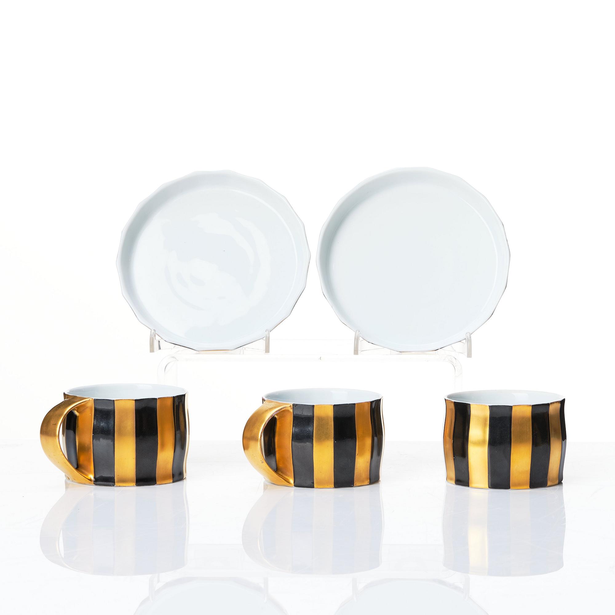 Josef Hoffmann, a 5 pieces porcelain coffee service, ed. Wiener Porzellan Manufaktur Josef Böck, Pfeiffer & Löwenstein, 1910s.
