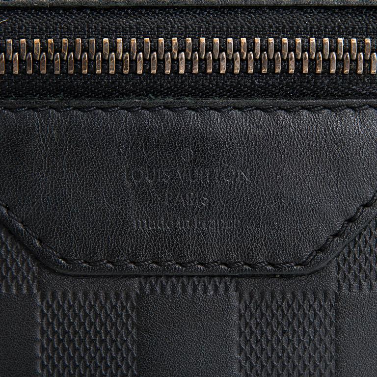Louis Vuitton, "Calypso Damier Infini", laukku.