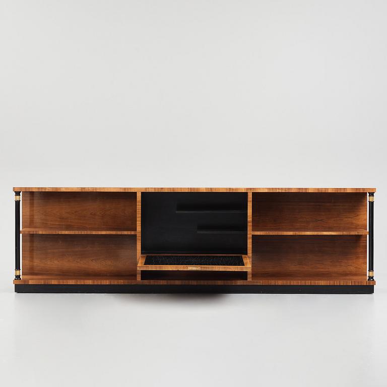 Axel Einar Hjorth, sideboard, variant av modell "Borgen", Nordiska Kompaniet 1930-tal, Swedish Grace.