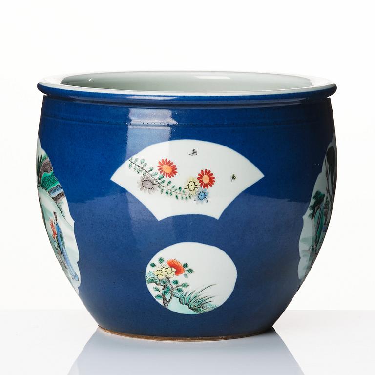 A powder blue flower pot, late Qing dynasty, circa 1900.