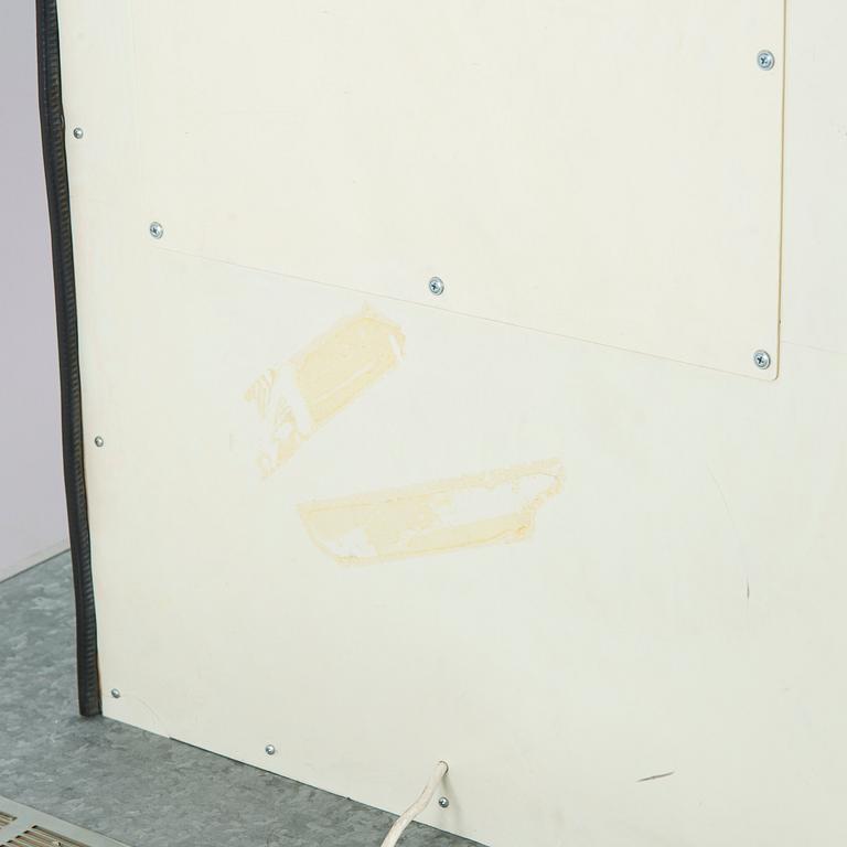 Alvar Gullichsen, "Hot-Spot Non-Standard Orbitizer" & Docent Udo D. Dröppeldorf, Raba Hiff, Bonk Business Inc.