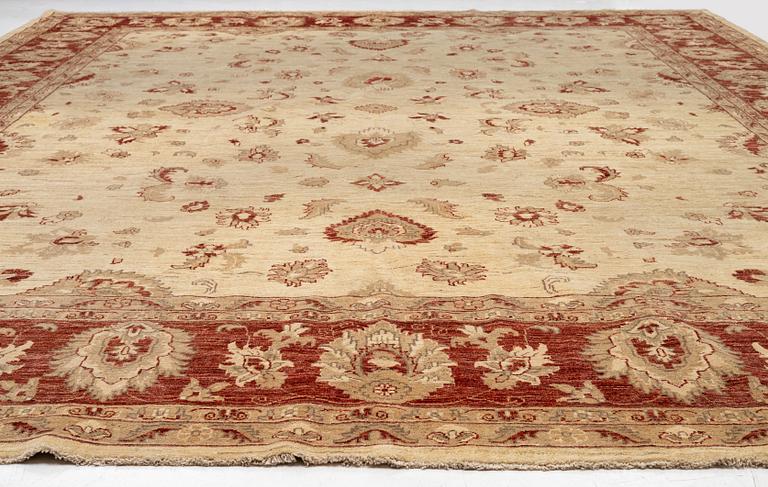 Carpet, Ziegler Design, approx. 450 x 360 cm.