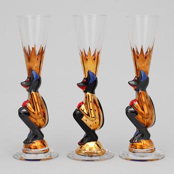 SNAPSGLAS, 3 st. Design Gunnar Cyrén ur Nobelservisen. Orrefors.