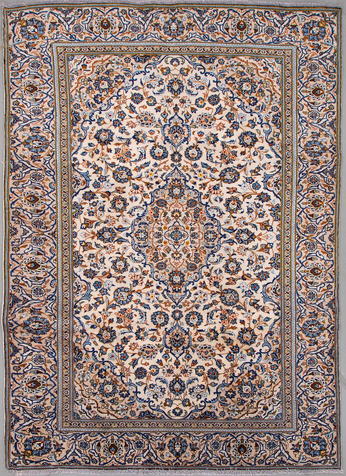 A carpet from Yazd, around 318 x 220 cm.