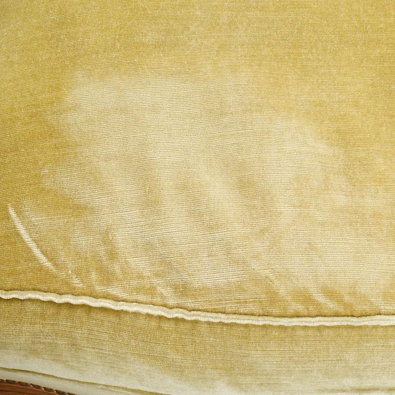 SOFFA, nyrokokostil, omkring 1900-talets mitt.