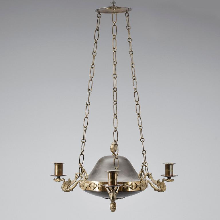 TAKAMPEL, empirestil, 1900-talets början. Höjd ca 60 cm.