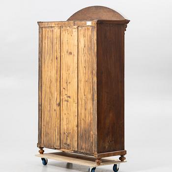 Wardrobe, Baroque style, first half of the 20th century.