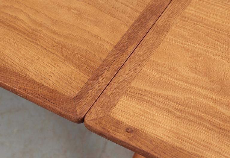 HANS J WEGNER, matbord med klaffar, Andreas Tuck, Danmark, 1950-60-tal.