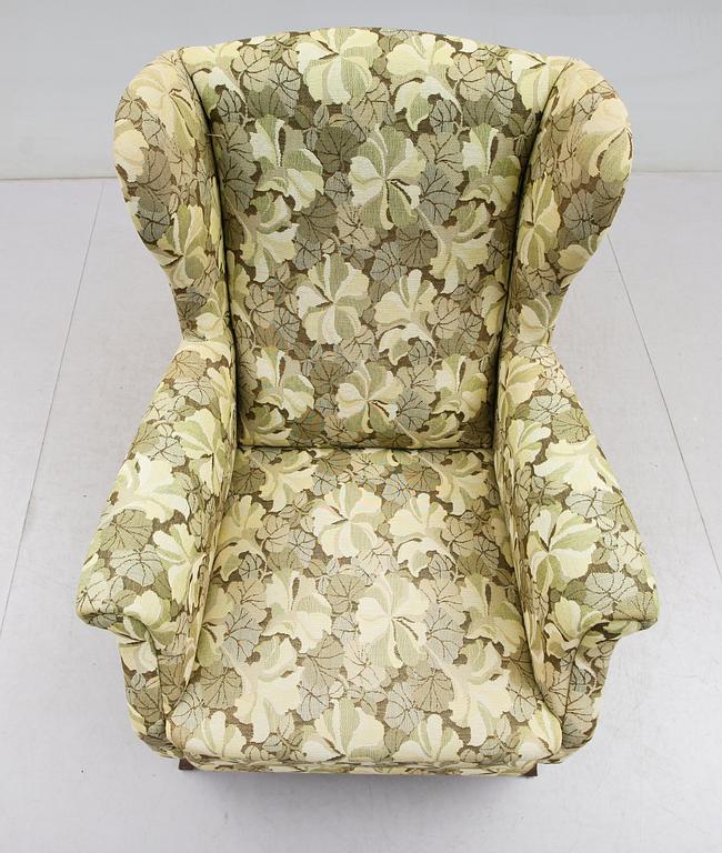 ÖRONLAPPSFÅTÖLJ, 1900-talets mitt.