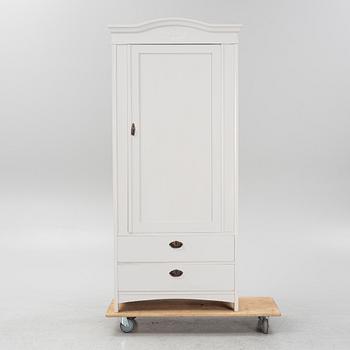 A wardrobe, early 20th Century.