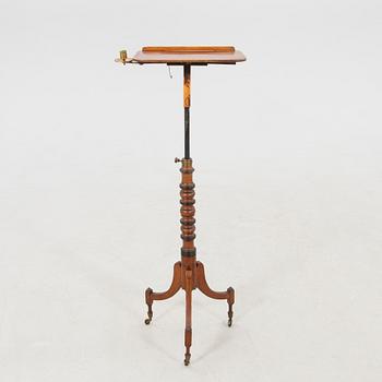 Läsbord England omkring 1900.