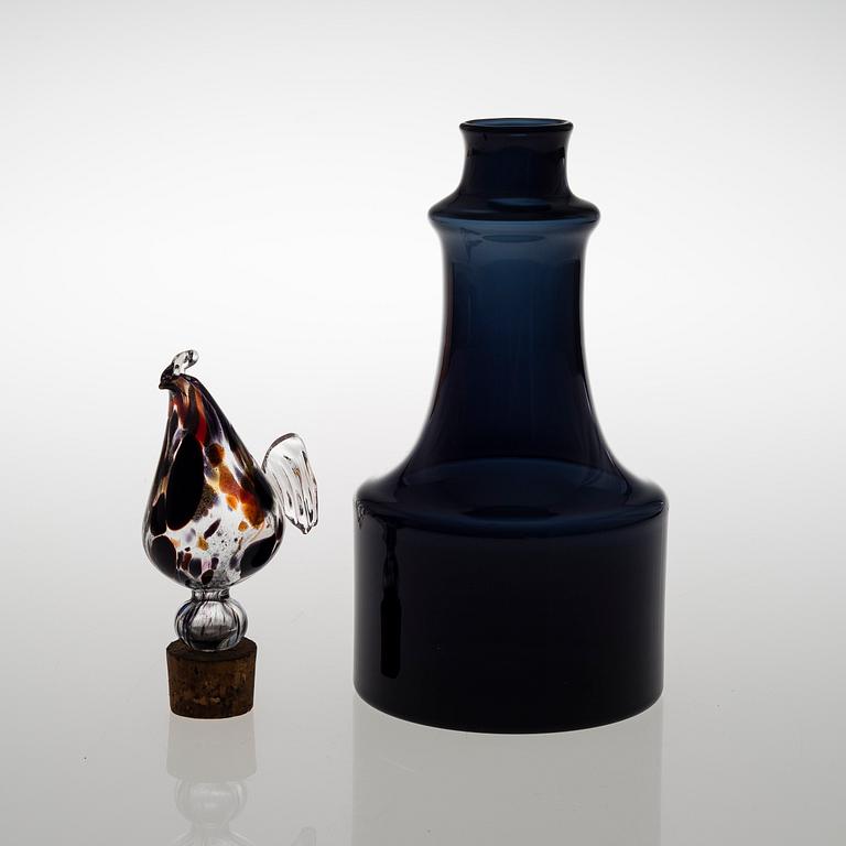 KAJ FRANCK, A DECANTER. Kukkopullo (Rooster bottle). Signed Nuutajärvi Notsjö -59.