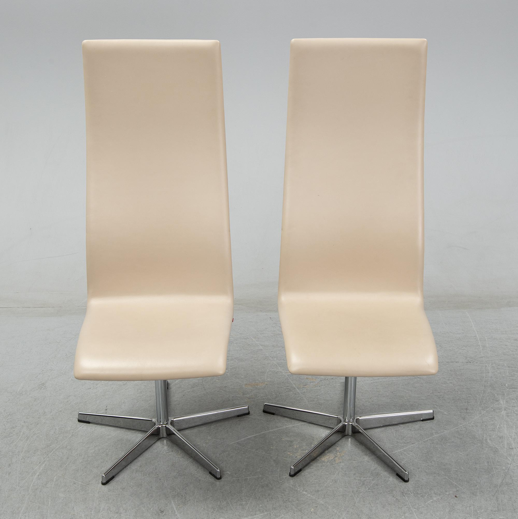 Arne Jacobsen, stolar, 9 st, "Oxford hög" för Fritz Hansen.