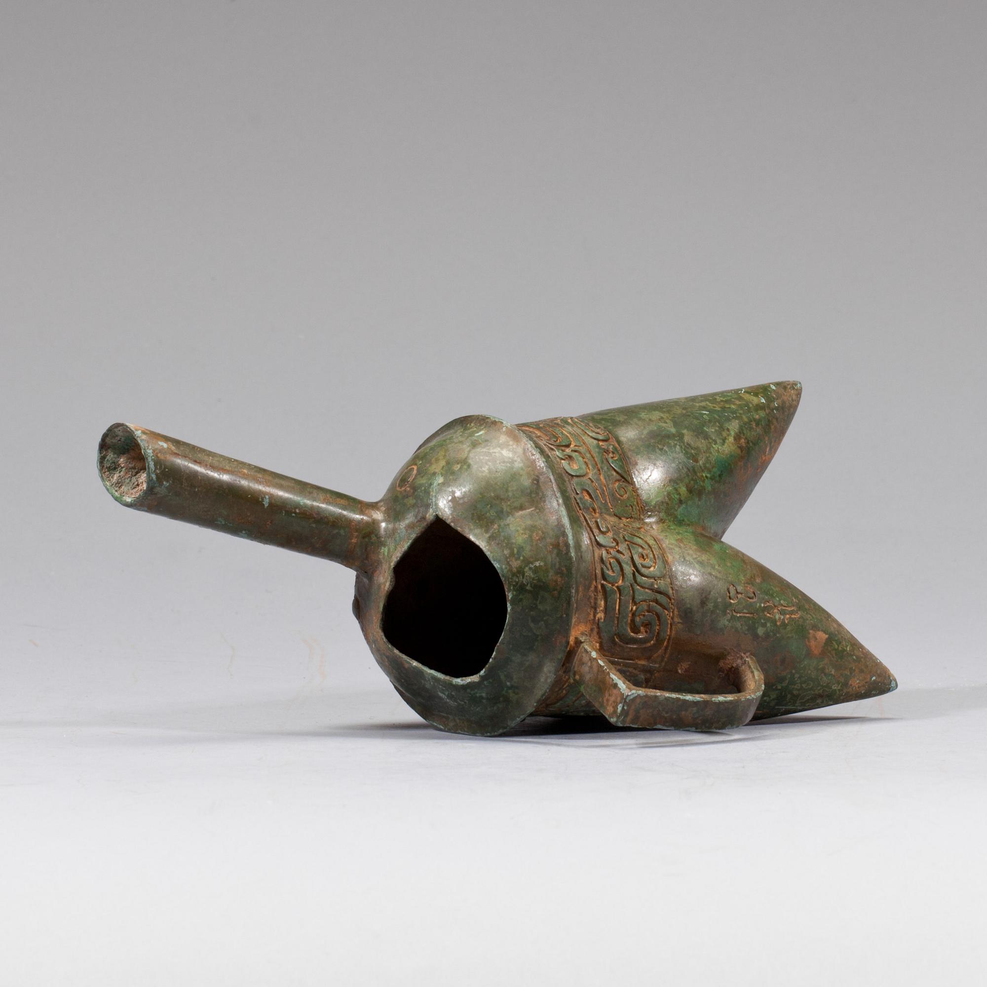 TRIPOD, brons, Kina 1800/1900-tal.