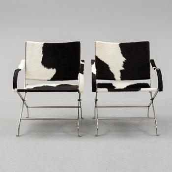 Antonio Citterio, a pair of 'Carlotta' chairs, Flexform, Italy.