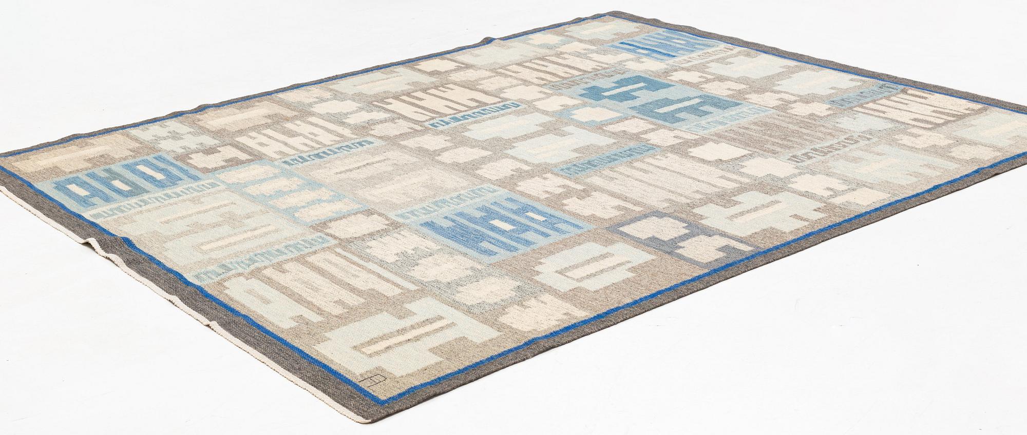 Alice Lund, a carpet, flat weave, ca 302 x 251, signed AL.