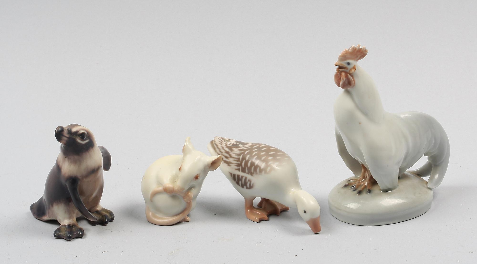 FIGURINER, 4 st. Porslin. Bing & Gröndahl och Kunglig Dansk.