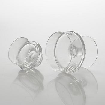 Tapio Wirkkala, jälkiruokamaljoja 12 kpl ja juomalaseja 5 kpl, "Marski" Iittala 1900-luvun toinen puoli.
