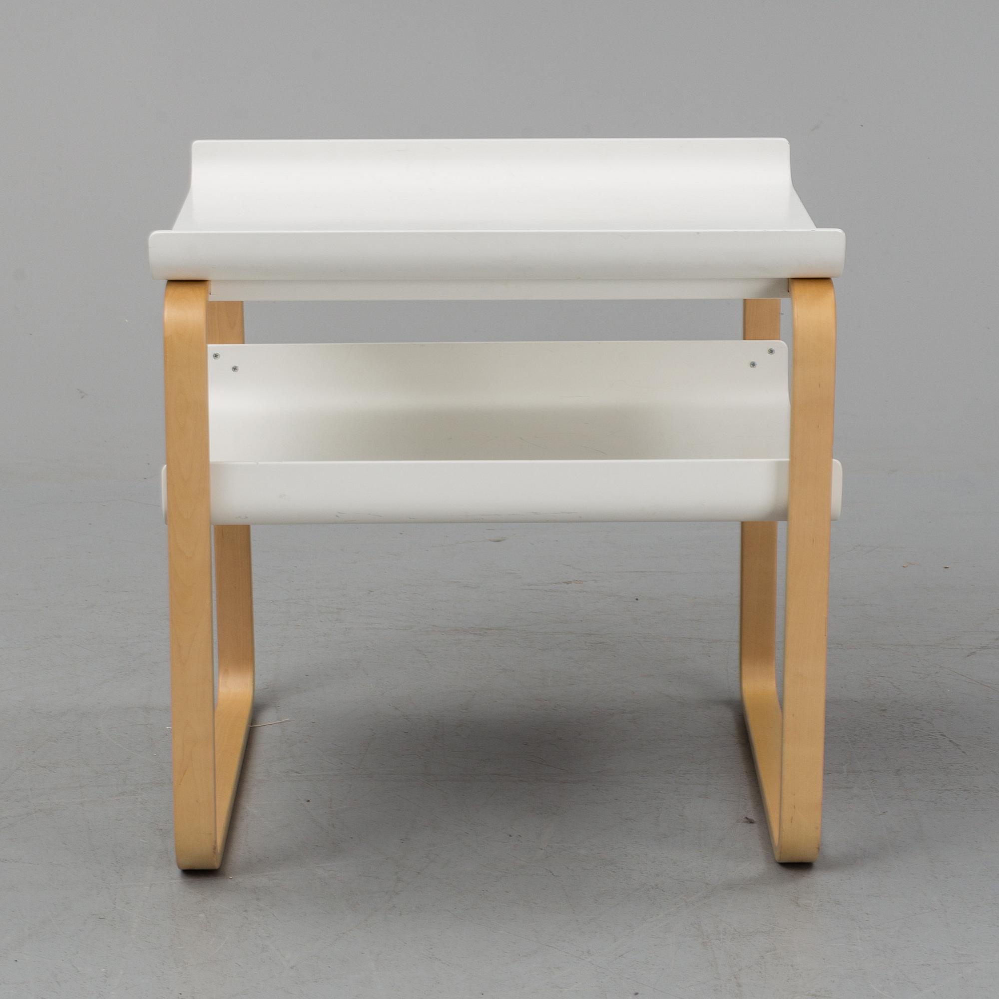 ALVAR AALTO, sidobord, modell 75/modell 915.