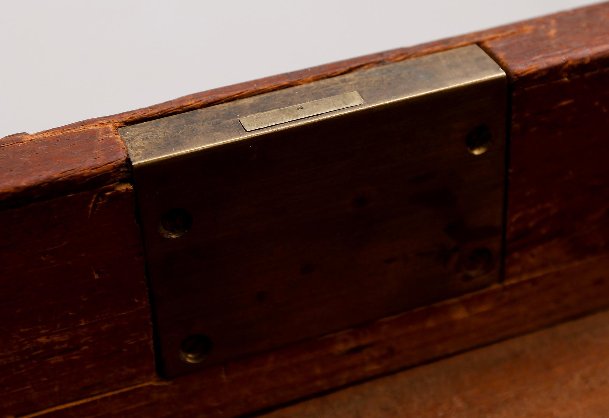HURTSSKRIVBORD, England, 1800-talets andra hälft.