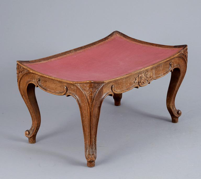 FOTPALL, Louis XV-stil, 1800-talets andra hälft.