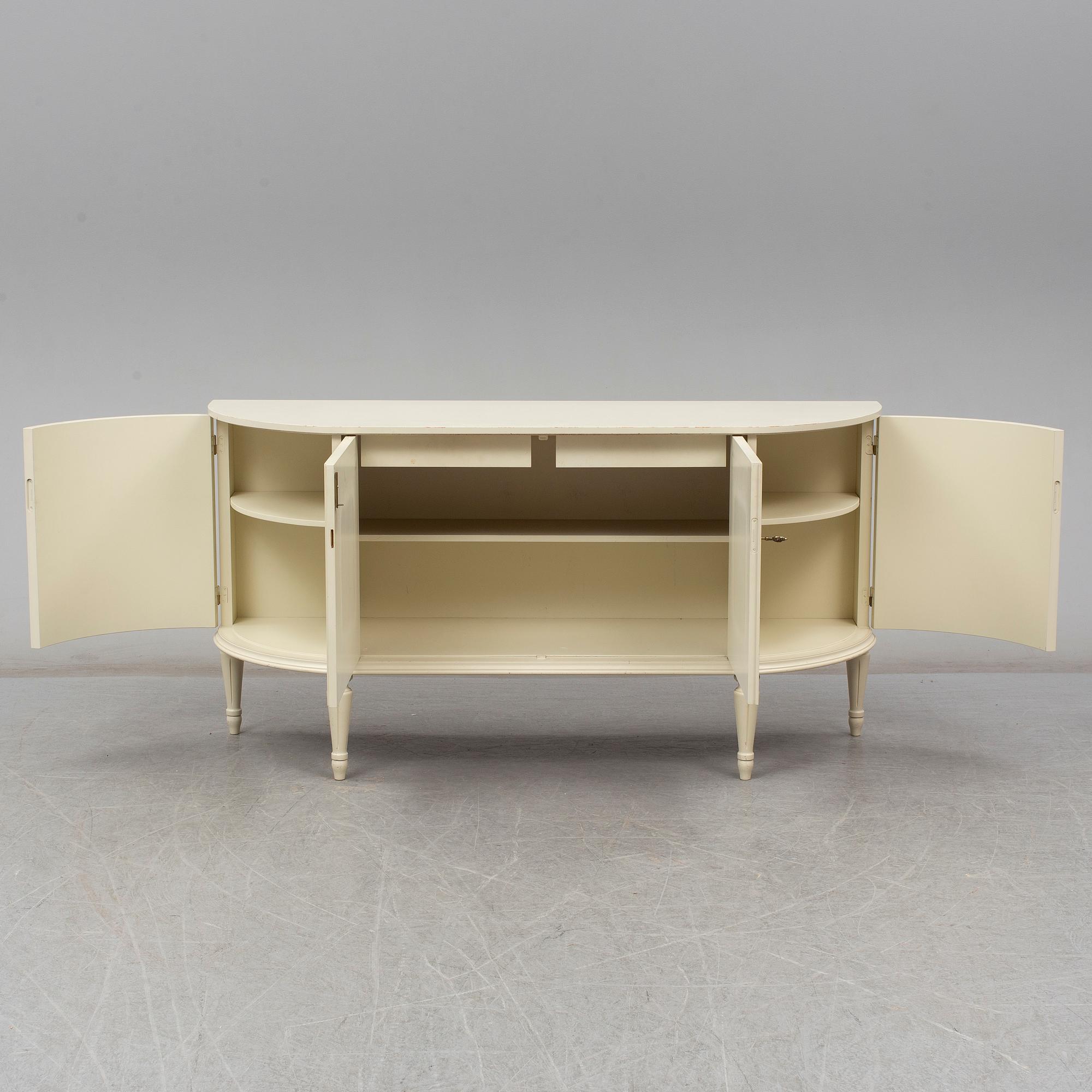 SIDEBOARD, Gustaviansk stil, 1900-talets mitt.