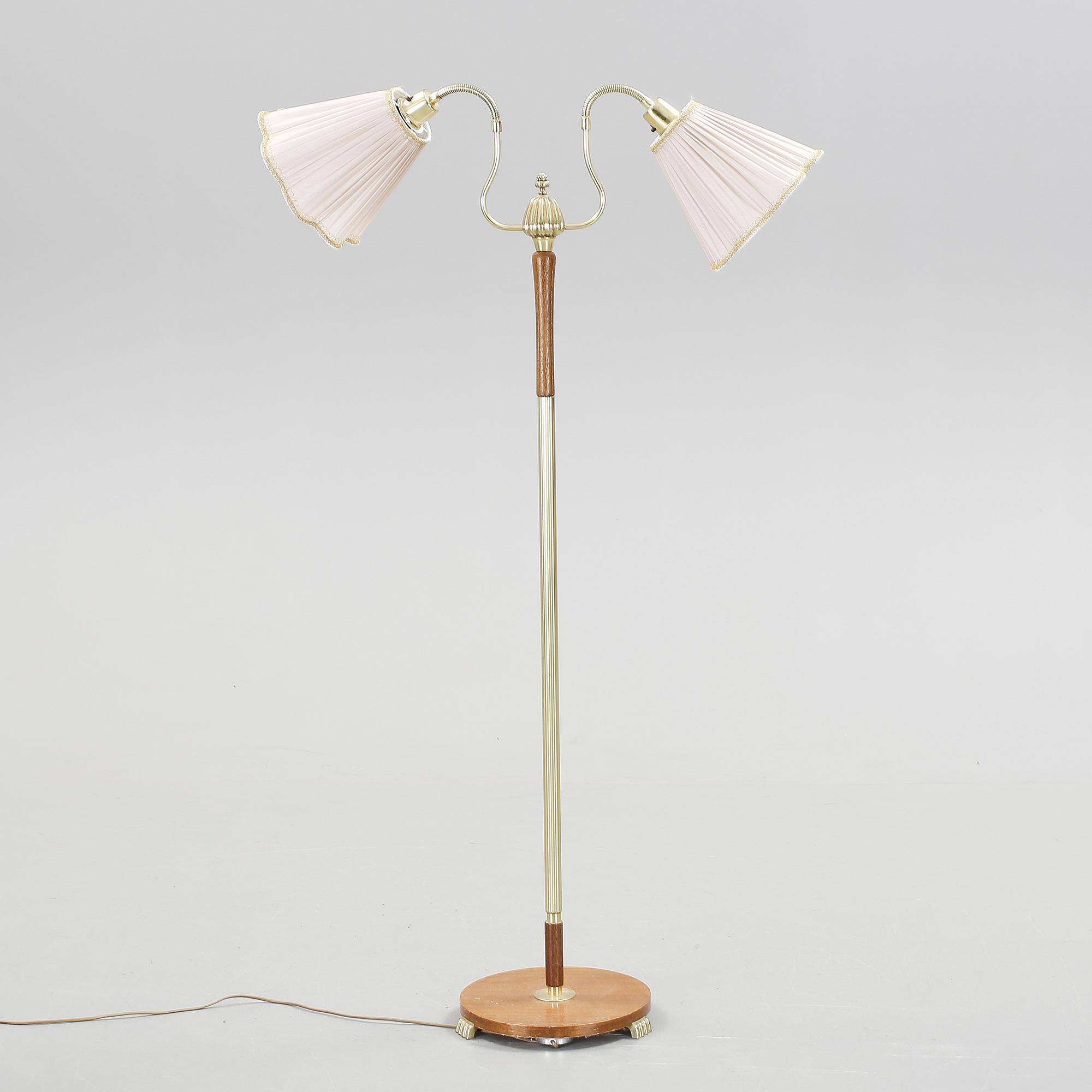 GOLVLAMPA, 1940/50-tal.