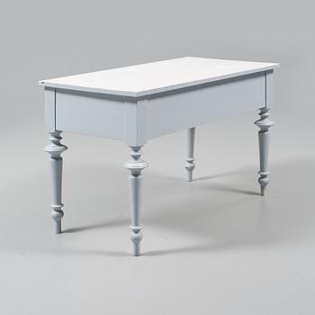 SKRIVBORD, nyrenässans, omkring sekelskiftet 1900.