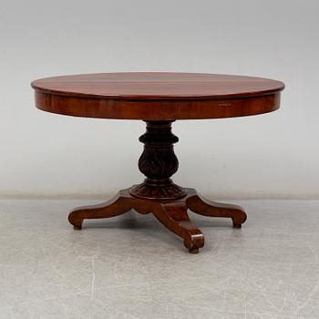 A late Empire Dinner table, 19th century.