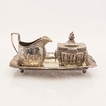 A three pcs silver cream and suger set possibly Barbour & Co USA early 1900s.