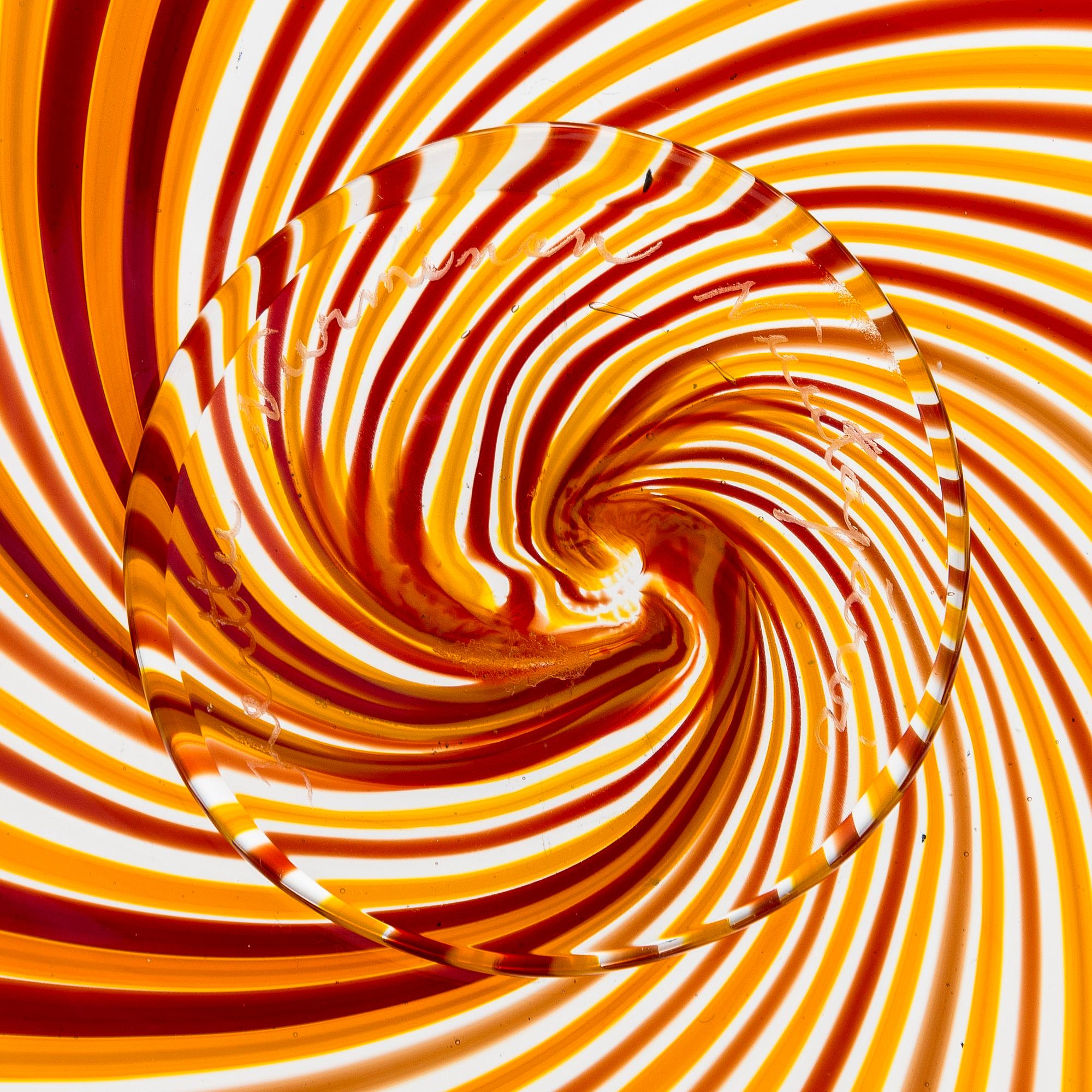 Kerttu Nurminen, fat, "Palazzo", signerad Kerttu Nurminen Nuutajärvi.