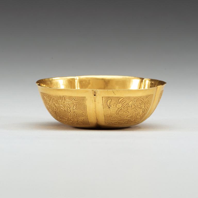 SKÅL, guld. Qing dynastin, 1700-tal.