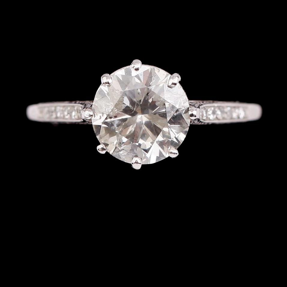 RING, platina, solitär briljantslipad diamant ca 2.52 ct.