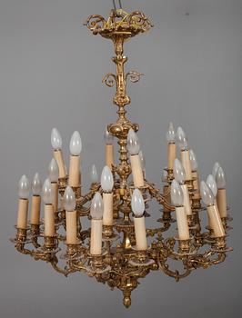 TAKKRONA för 30 ljus, förgylld brons, Frankrike, 1800-talets andra hälft.