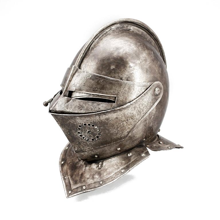 VISIRHJÄLM, plåt, omkring 1620.