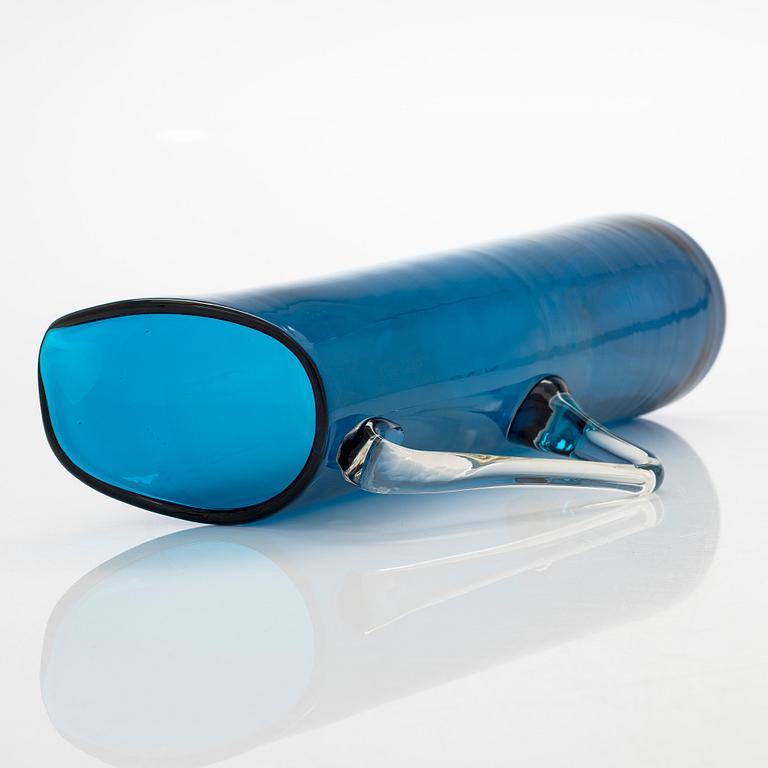 Nanny Still, a 'Harlequin' pitcher model 1743 for Riihimäki Glassworks.