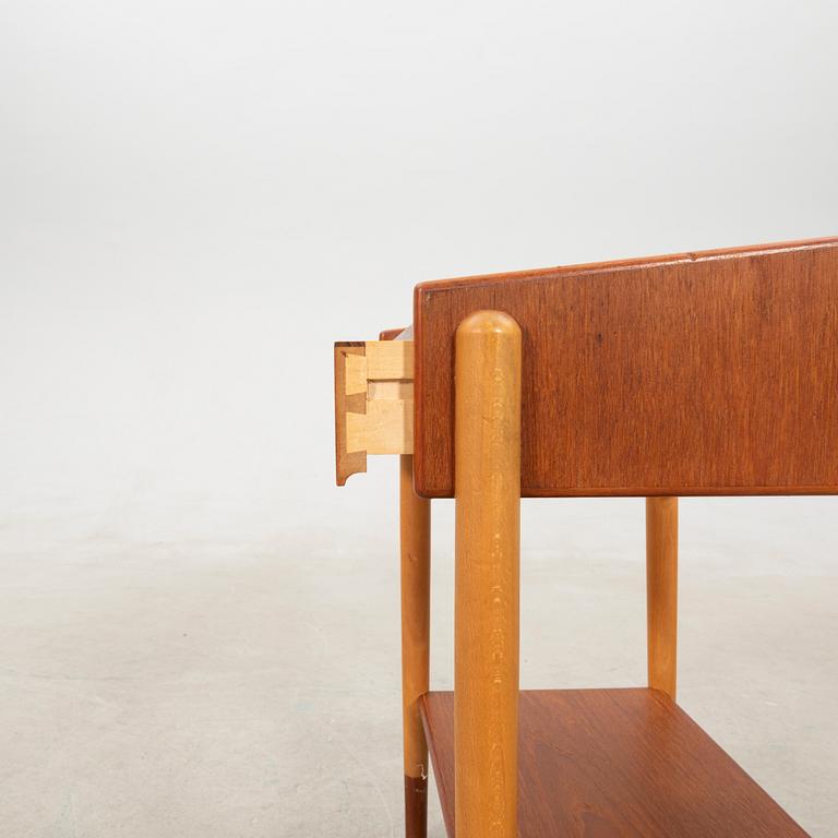 Børge Mogensen, Bedside Table "model 148", Søborg Møbelfabrik, Denmark 1950s/60s.