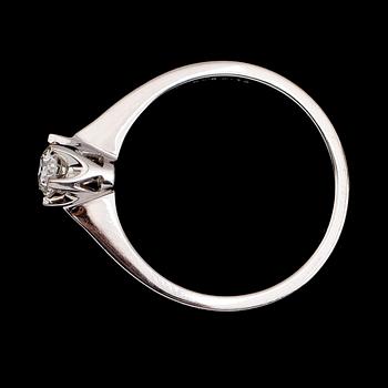 RING, 18 k vitguld, solitär briljantslipad diamant 0.30 ct.