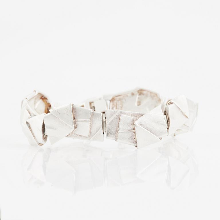 Zoltan Popovits, bracelet, "Origami",  sterling silver, Lapponia 2001.