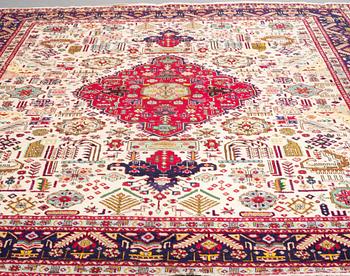 Matta, Täbris, ca 370 x 310 cm.