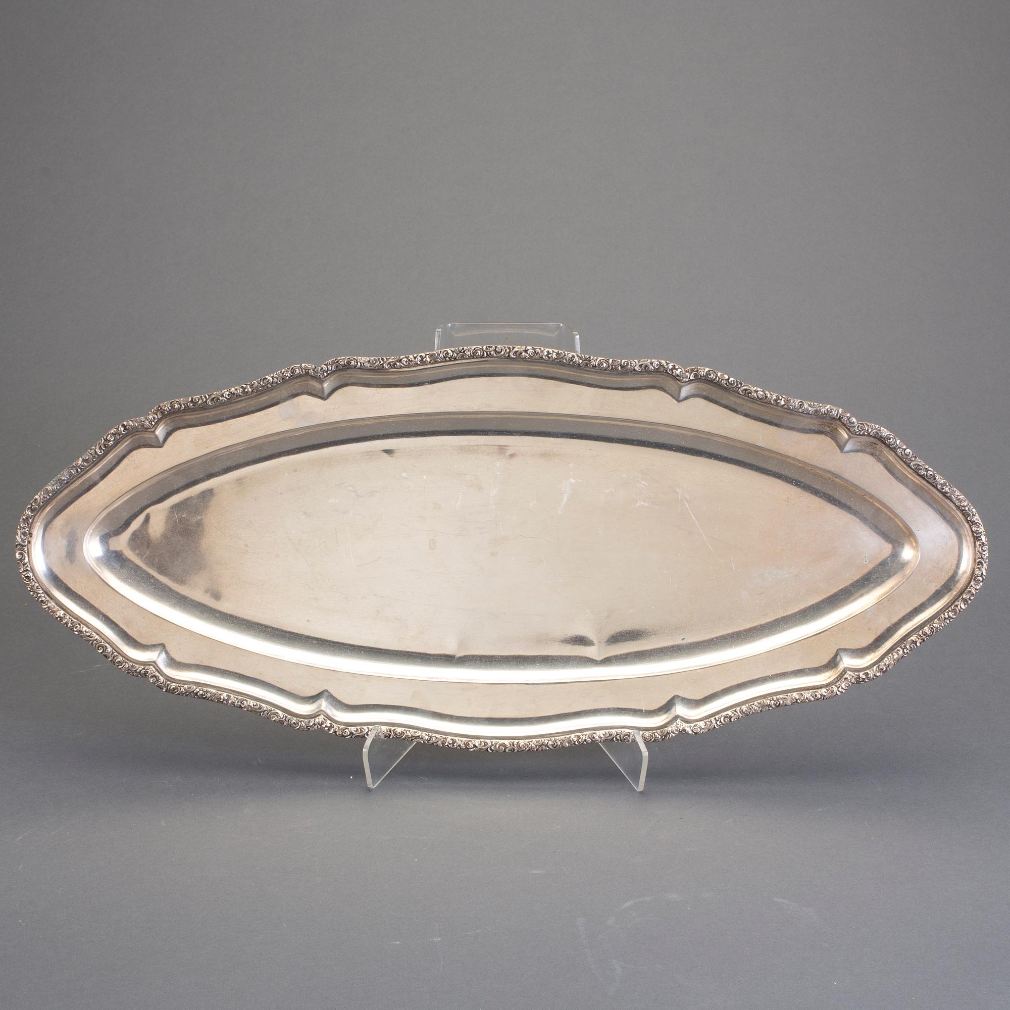 BRICKA, silver, Österrike-Ungern 1872-1922. Vikt ca 1295 gram.