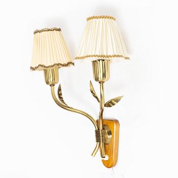 Harald Notini, a wall lamp model 8651, Arvid Böhlmarks Lampfabrik, Stockholm, 1940s.