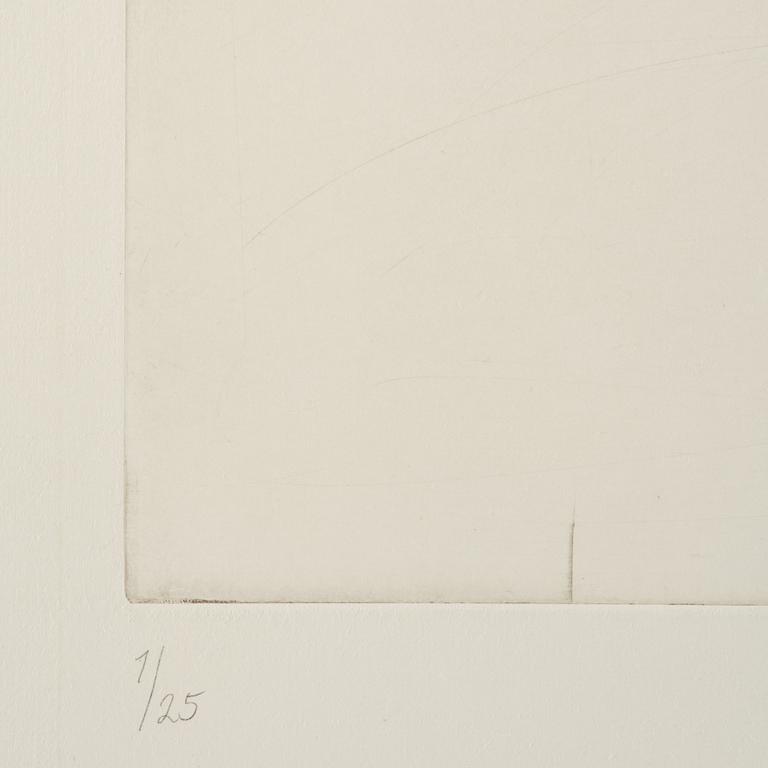 Linn Fernström, Girl in a bird's nest.