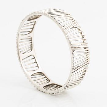 Arm ring, Bent Knudsen, silver, Denmark.