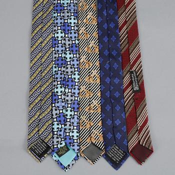 SLIPSAR, 5 st, Lanvin, Gianni Versace och Emilio Pucci.