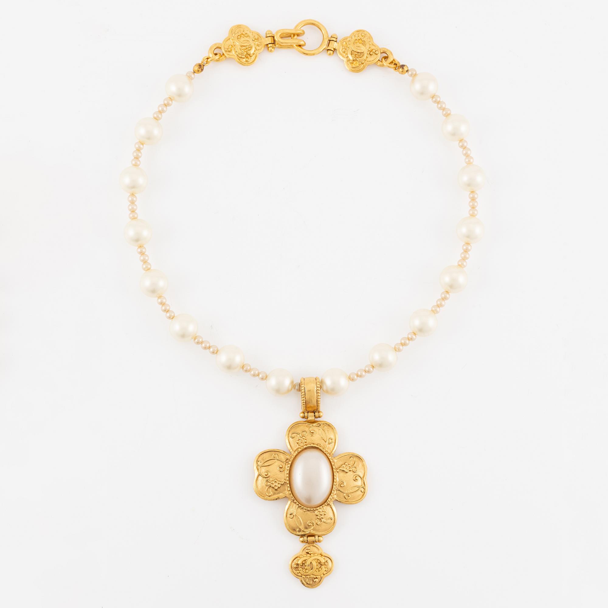 Chanel, necklace, 1996.