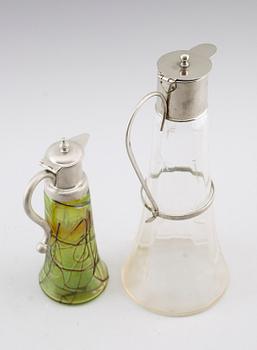 KANNOR, 2 st, glas, nickel, omkring år 1900.