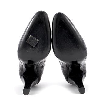 BOOTS, Ralph Laurent.