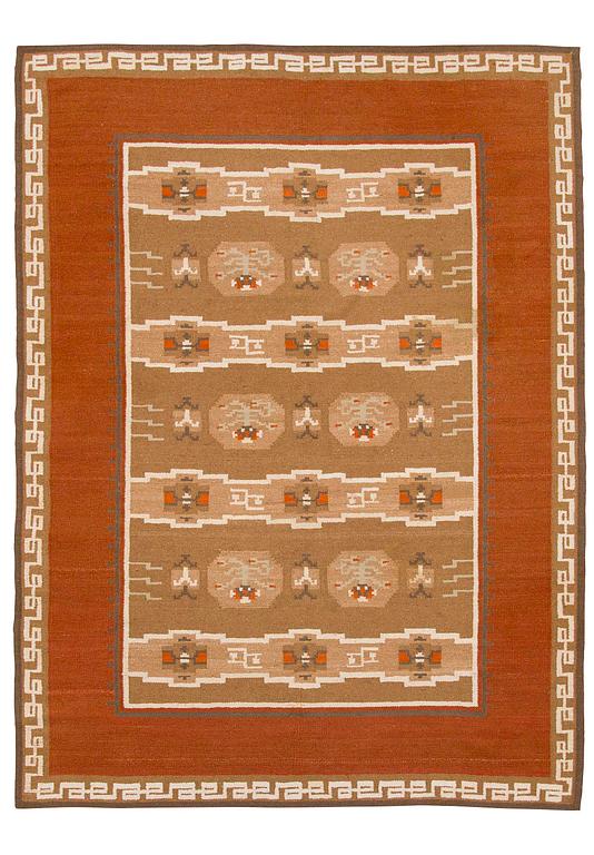 A finnish flat weave carpet 'What shall I do?', manufacturer Laura Korpikaivo-Tamminen. Circa 350 x 260 cm.