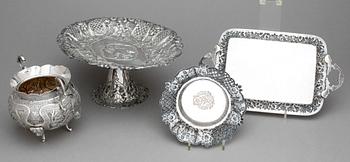 PARTI SILVER, 4 delar, troligen orientaliskt, 1900-tal. Vikt ca 906g.